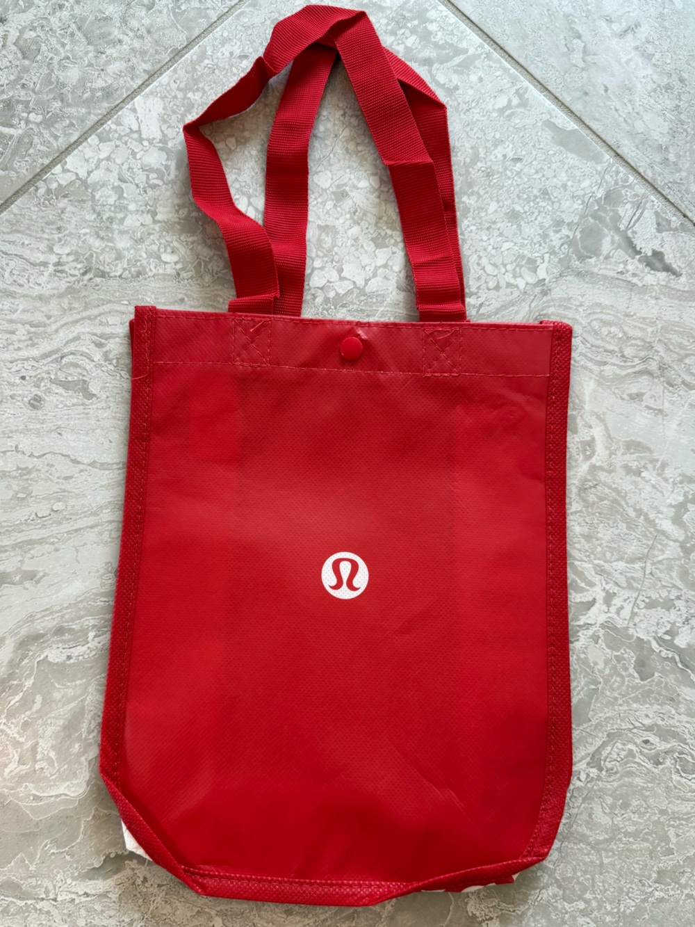 NWT lululemon athletica Red Foldable Tote with Center Logo, Small